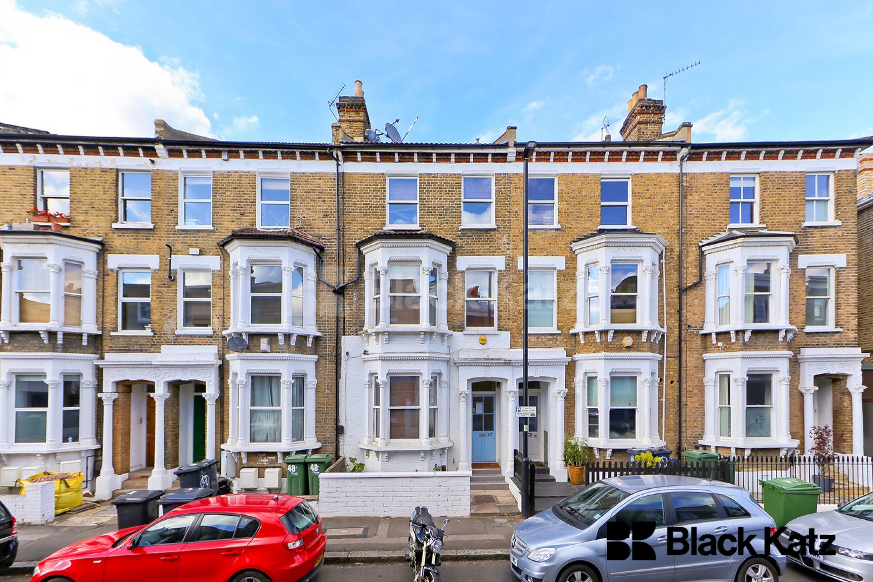 Victorian Conversion arranged over three floors with two bathrooms Stockwell Green, Stockwell SW9